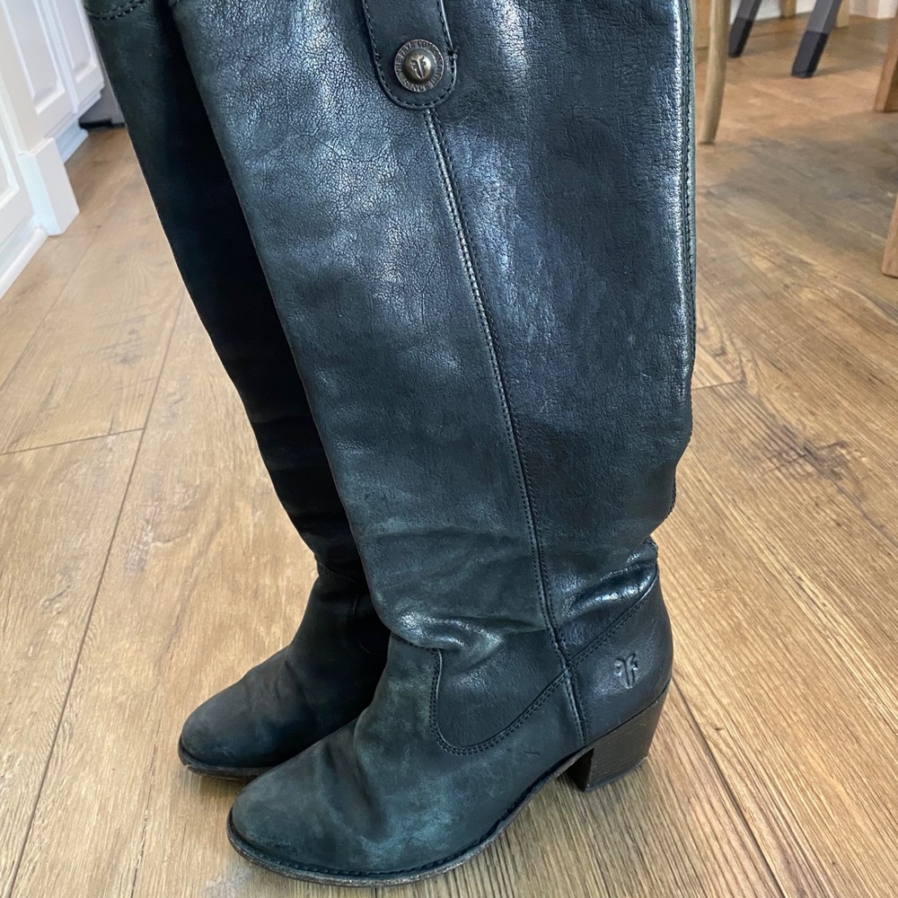Black Frye boots size 7